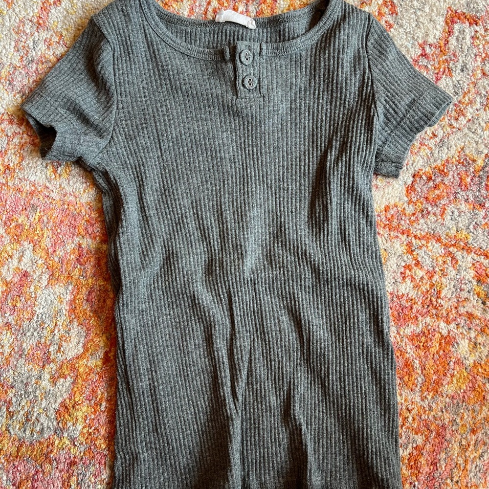 Dark Grey Ribbed Short Sleeve Top